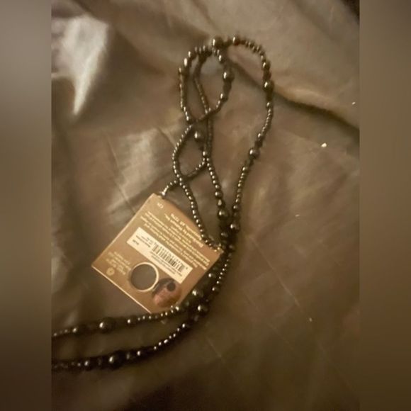 BLACK KEYHOLDER LAYNARD NECKLACE - Picture 5 of 5